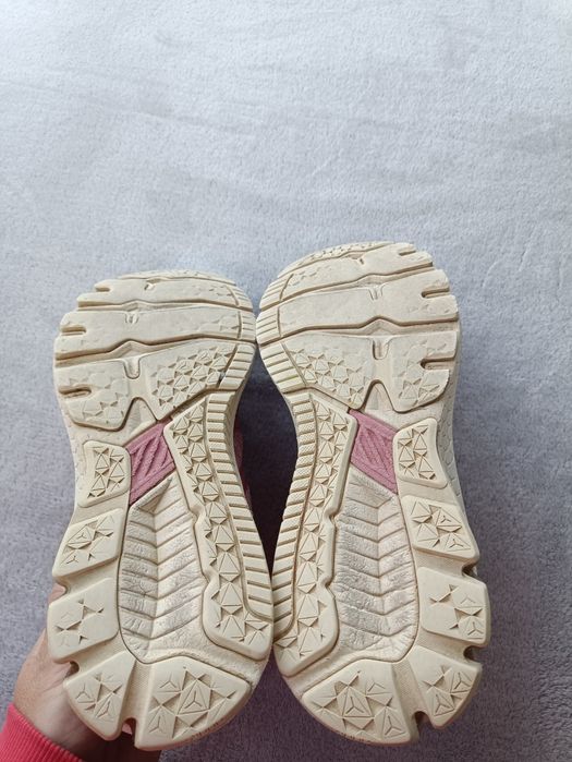 Женские кроссовки беговые ASICS р40