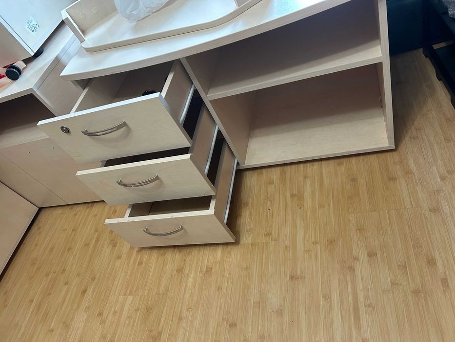 Тумба Комод офісна кімнатна колір бежевий , пісочний