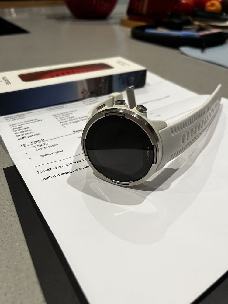 Zegarek Suunto 9 Baro White + dodatkowy czerwony zestaw paskow