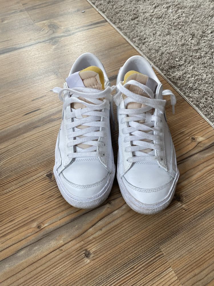 nike blazer
