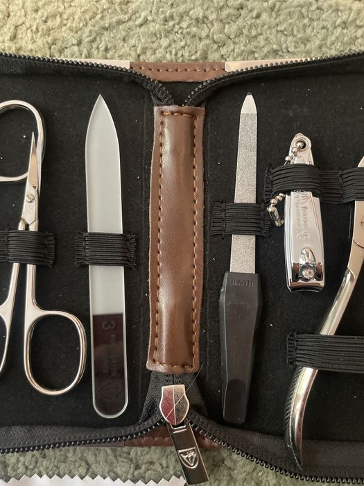 3 swords zestaw narzędzi do manicure 8szt 1510