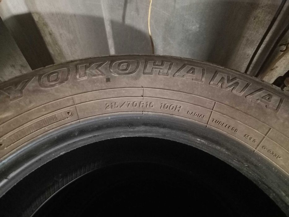 Шини 215/70/16 літні Yokohama