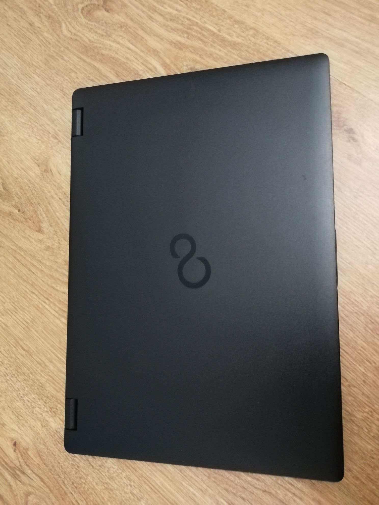 Ноутбук FUJITSU Limited 5E14A2  і5 1135G7  16гб/256Гб
