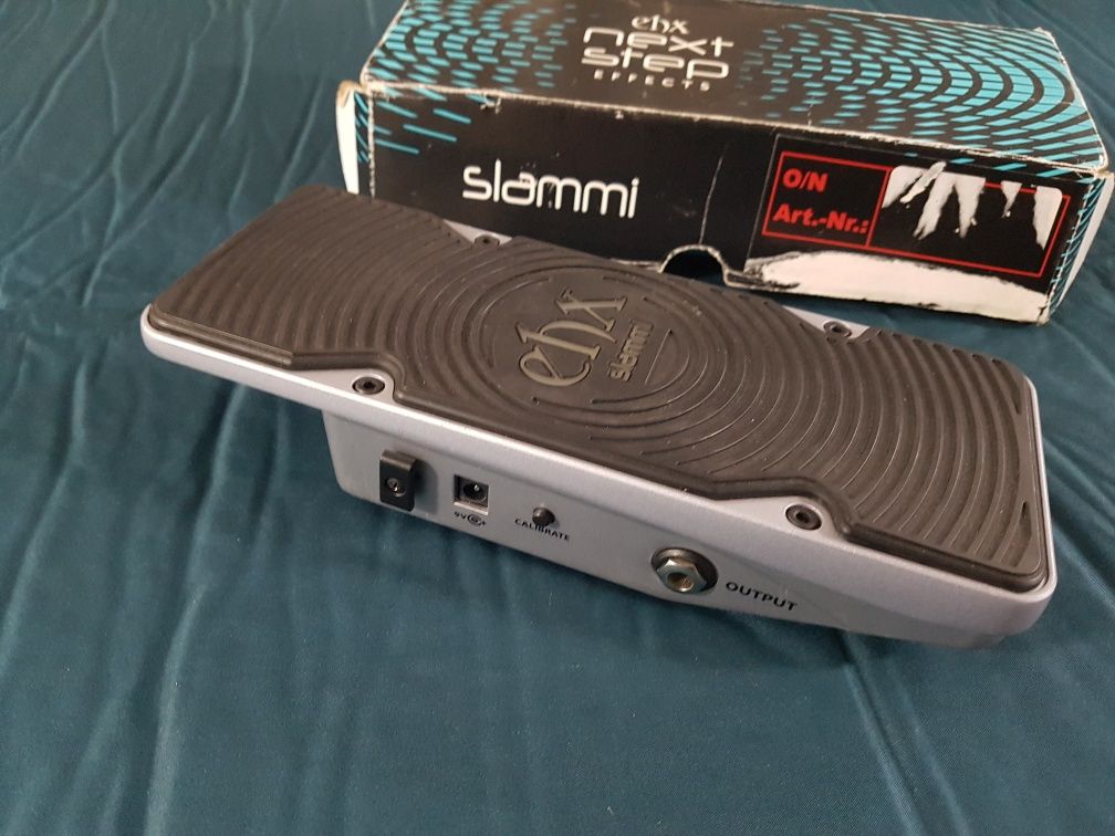 Electro-Harmonix Slammi (Pitch Fork) + Cradle