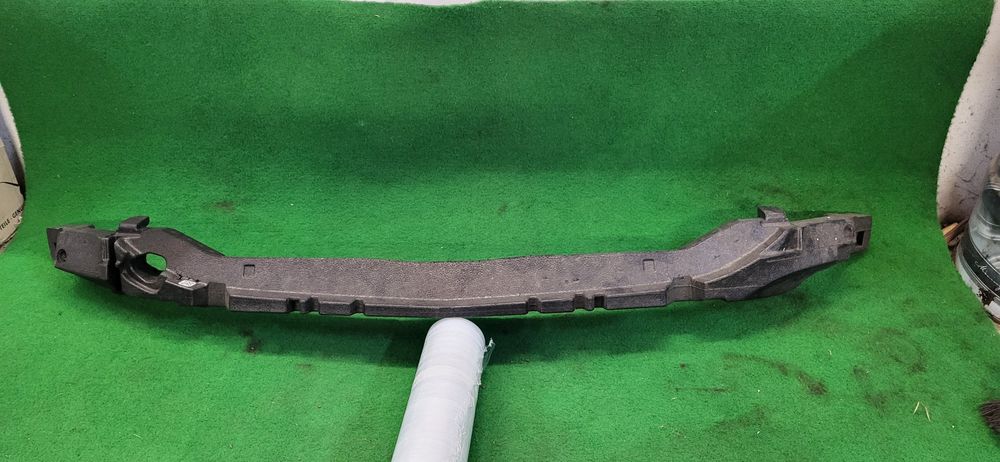 Absorber zderzaka przedniego Mercedes A-Klasa W177 AMG