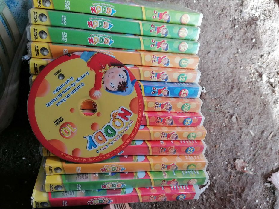 DVD do noddy, um sem caixa.