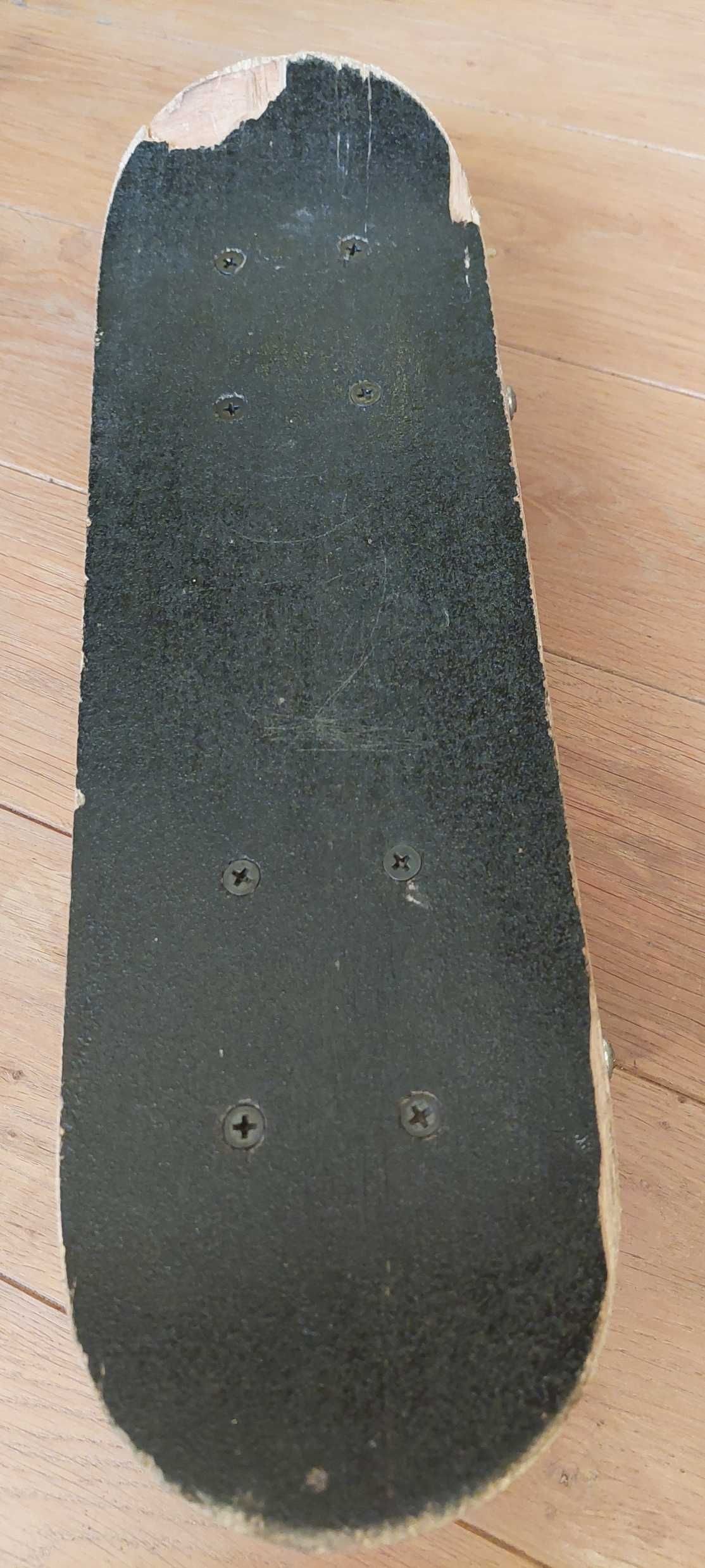 BatSport deskorolka klasyczna/ skateboard SD1710-CH 17"