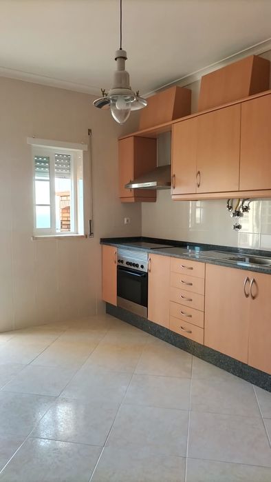 Cozinha usada em bom estado