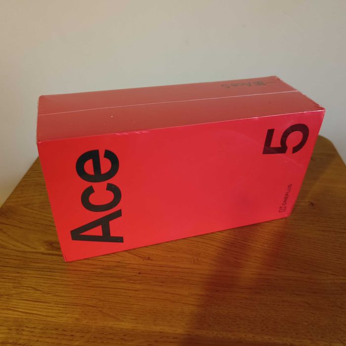 OnePlus Ace 5 12/256GB чорний Розблокований  Snapdragon 8 Gen 3