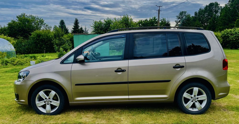 Volswagen Toran 1.6 TDI 105 KM 7 osobowy