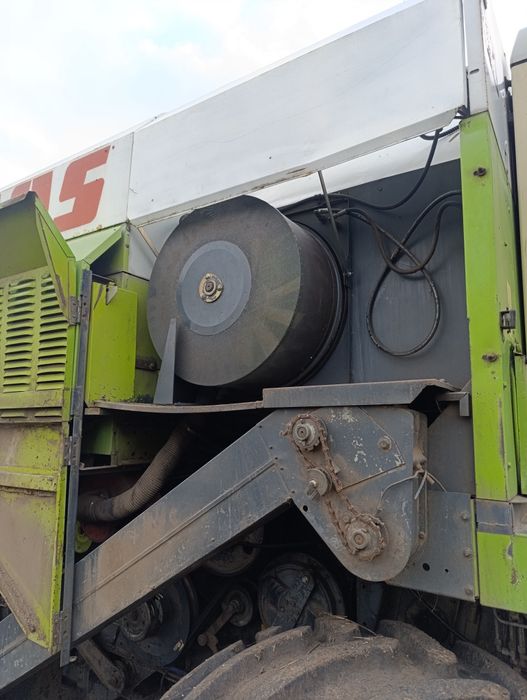 Продаж Комбайну Class Mega 204