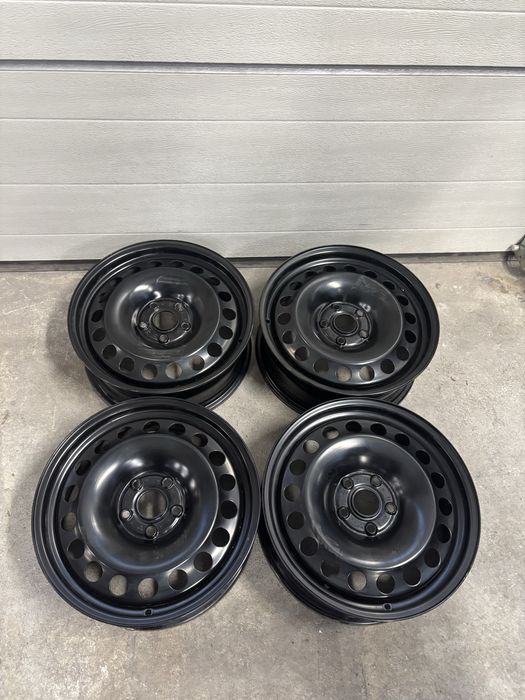 Felgi stalowe VW Tiguan  T rock Touran 17 cali 4szt Nowy Model