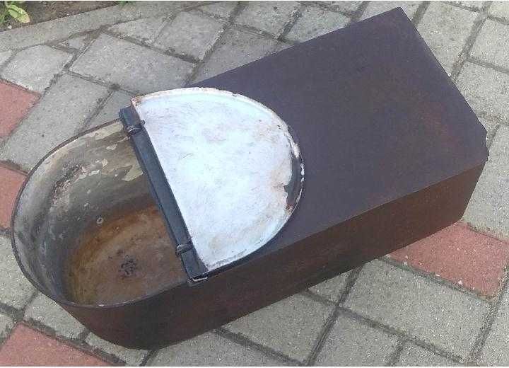 Stare koryto żłób pojemnik