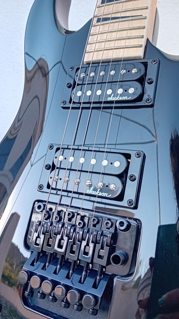 Jackson JS32 DKA-M Dinky BLK