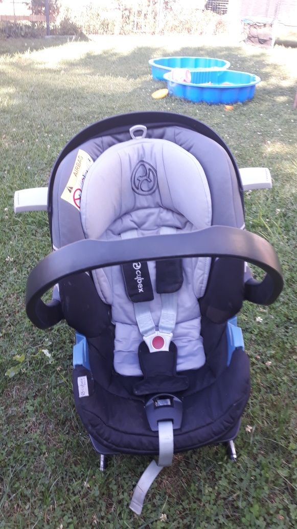 Foteluk Cybex z bazą ISO fix 0-13 kg