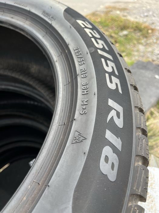 Шини 225/55 R18 Pirelli Sotozero 3 резина бу зима