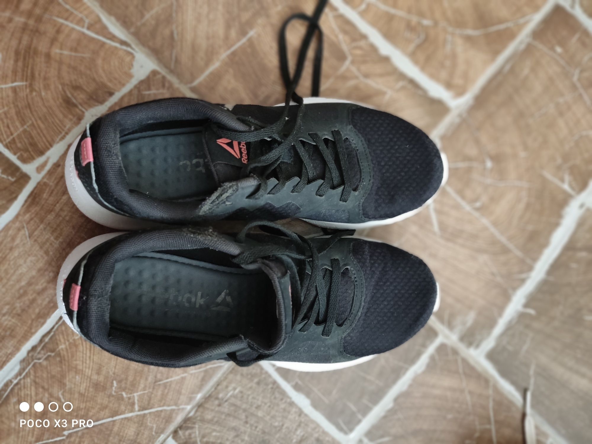Кроссовки Reebok 38