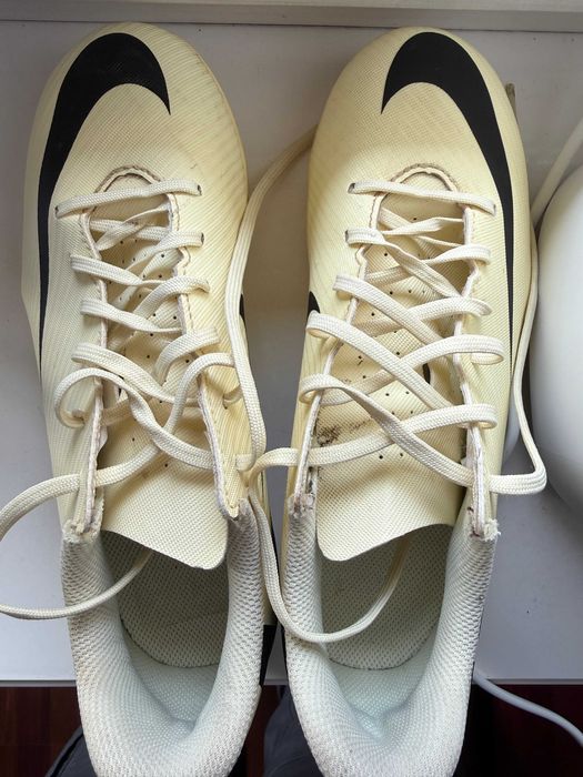 Buty piłkarskie NIKE dla dzieci