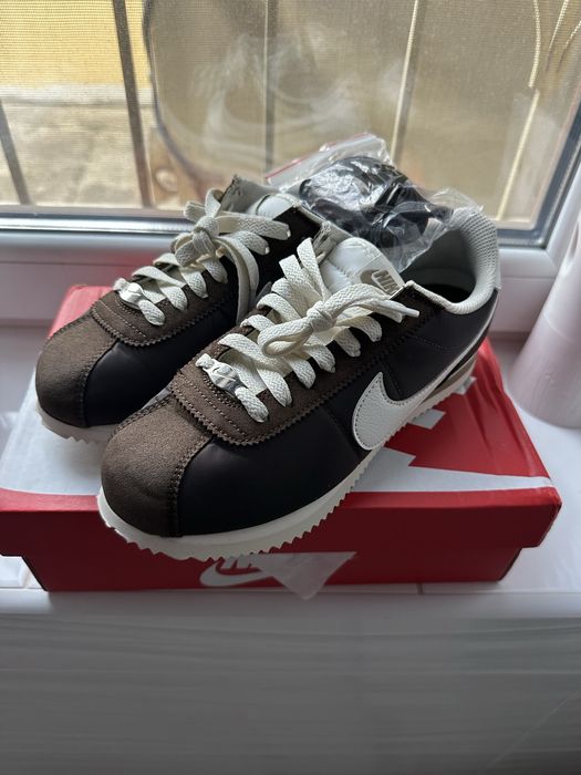 Продаю кросівки  nike cortez brown