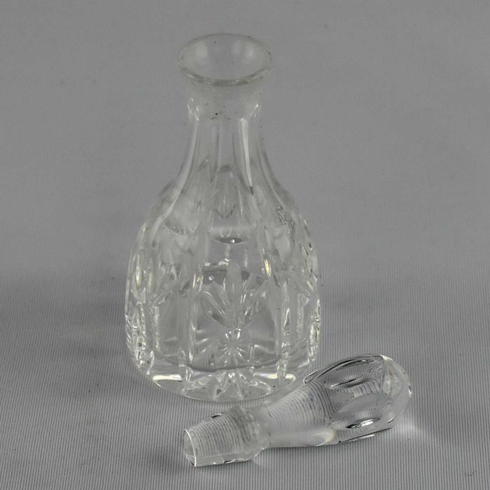 Frasco de perfume em Cristal Atlantis decoração lapidada nº2