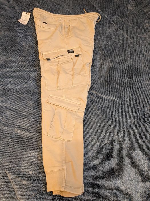 Calças Pull & Bear