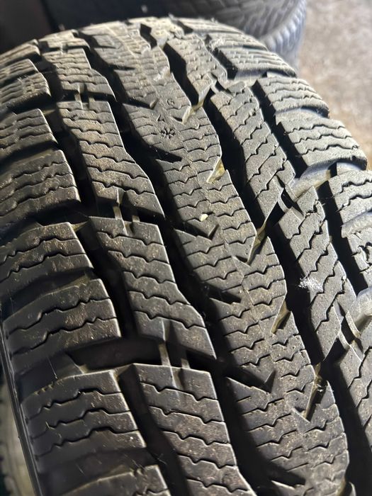 215/75R16C Nokian WRC 3  Bus para