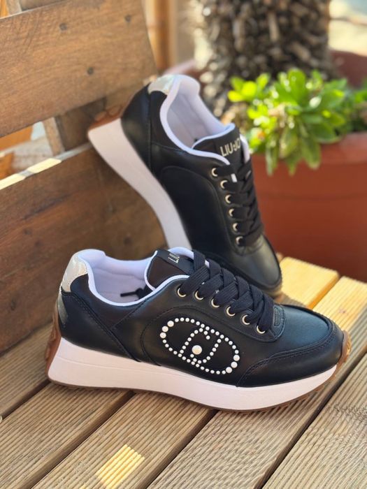 Кросівки Liu jo 37,39р. Нові. Італія. Коробка