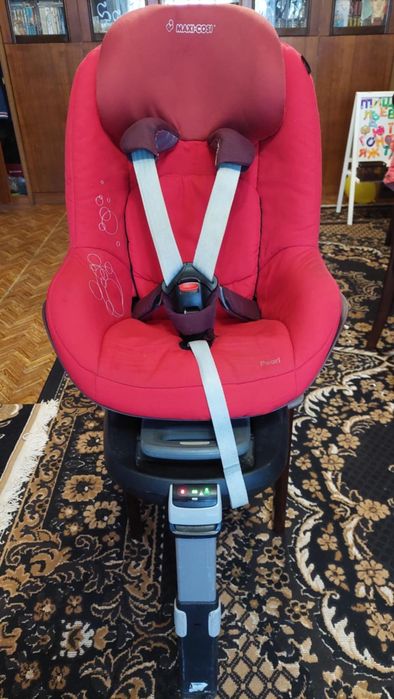 Дитяче автокрісло maxi cosi