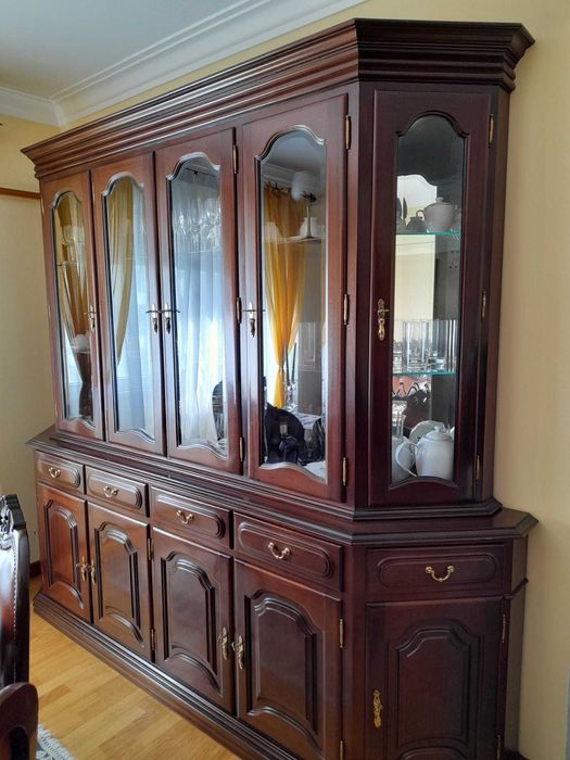 Móvel de sala em bom estado