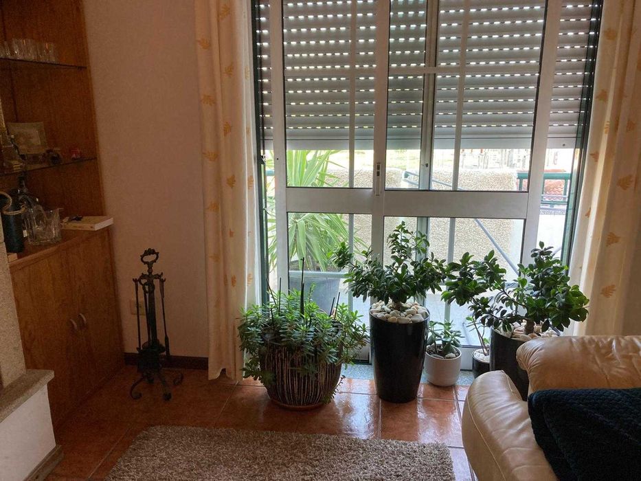 Apartamento Duplex T1+1+1 em Viseu (Rio de Loba)