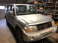 Mitsubishi pajero III 3.2did na części