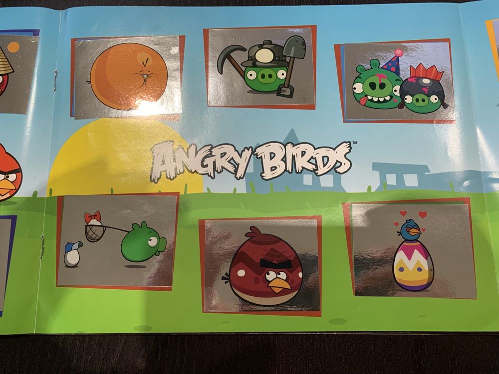 Caderneta Angry Birds da EMax completa