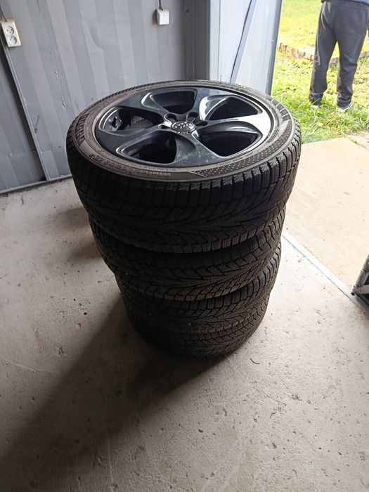 Нові диски з новою гумою Ауді