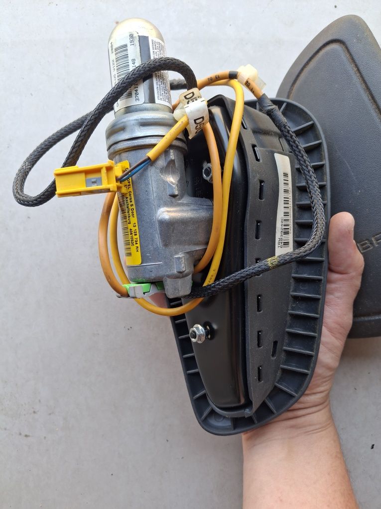 Airbag bancos Opel Corsa C 13.128.733 LH / 13.128.734 RH