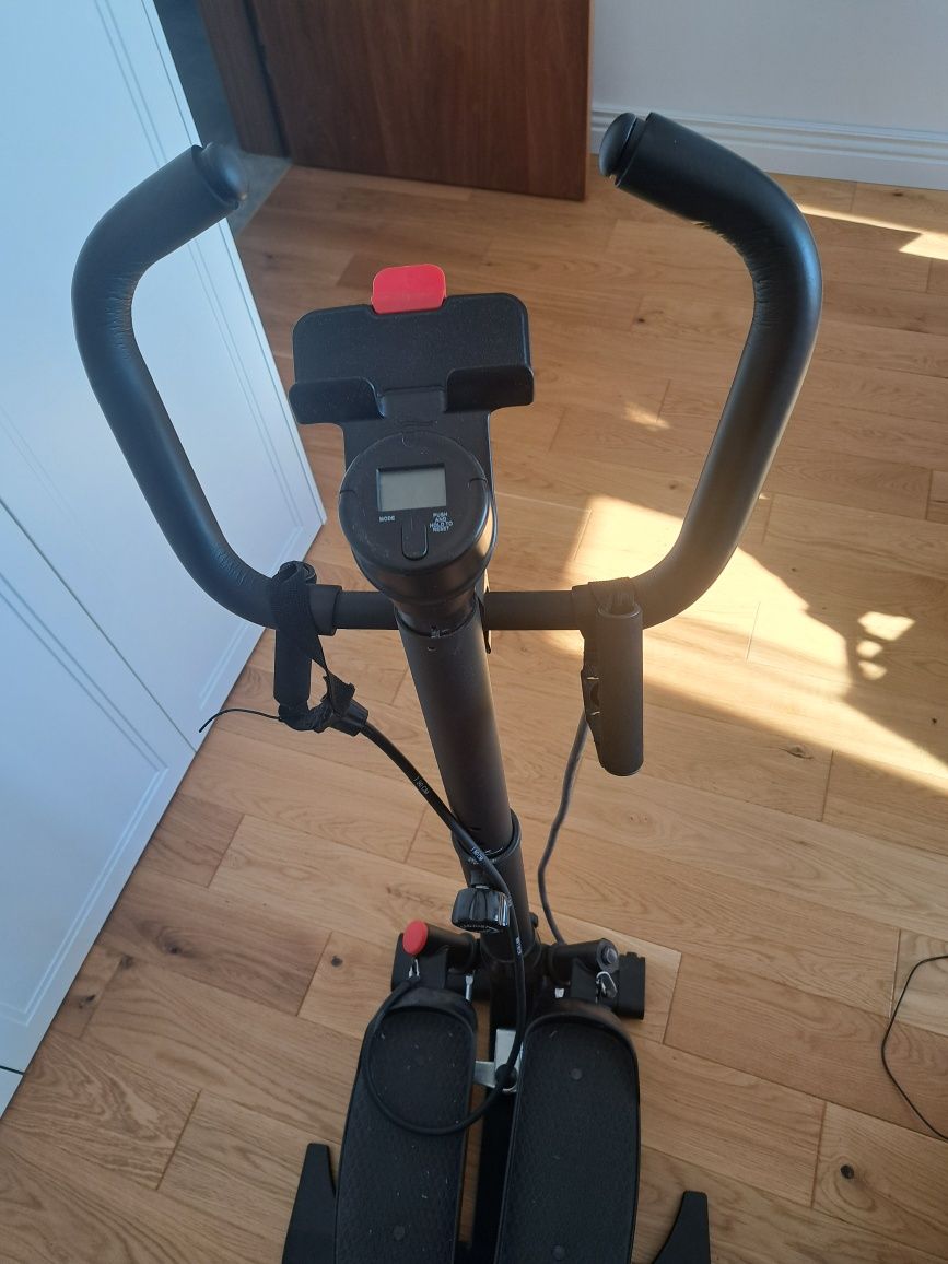 Stepper skrętny z linkami