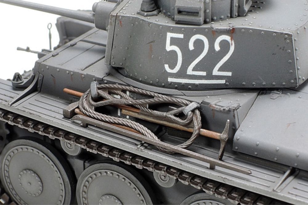 Model do sklejania Czołg PzKpfw 38(t) Ausf.E/F Tamiya 32583