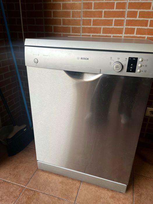 Máquina de Lavar Loiça BOSCH SMS25AI05E - 12 Conjuntos - 60 cm