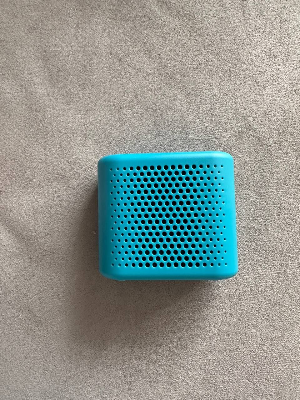 Колонка Philips.