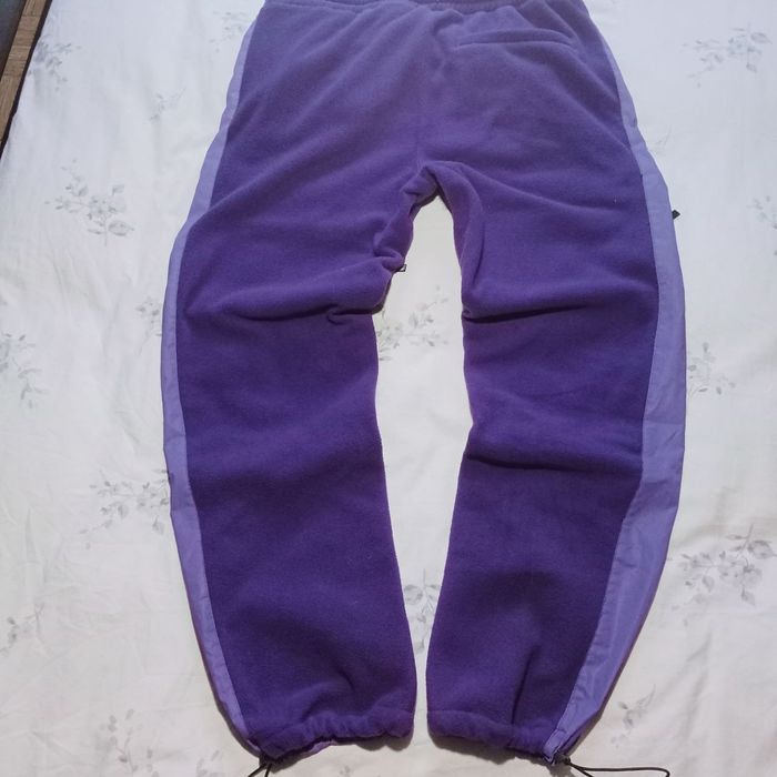 Штани на флісі Pull and bear,з рефлективним покриттям.