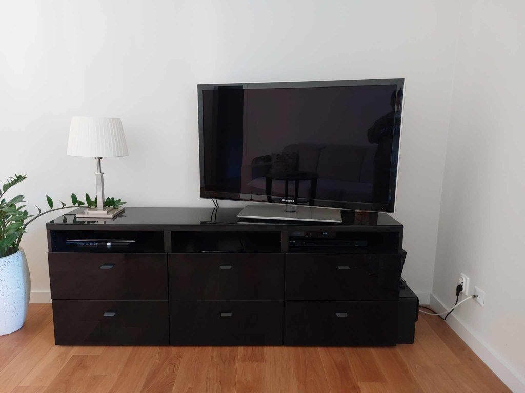 Szafka rtv 180 Ikea jak nowa