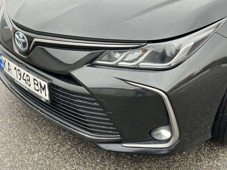 Продам Toyota Corolla HHYBRID