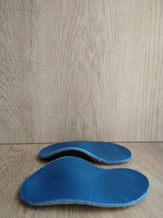 Устілки ортопедичні вальгусна стопа в дитяче взуття