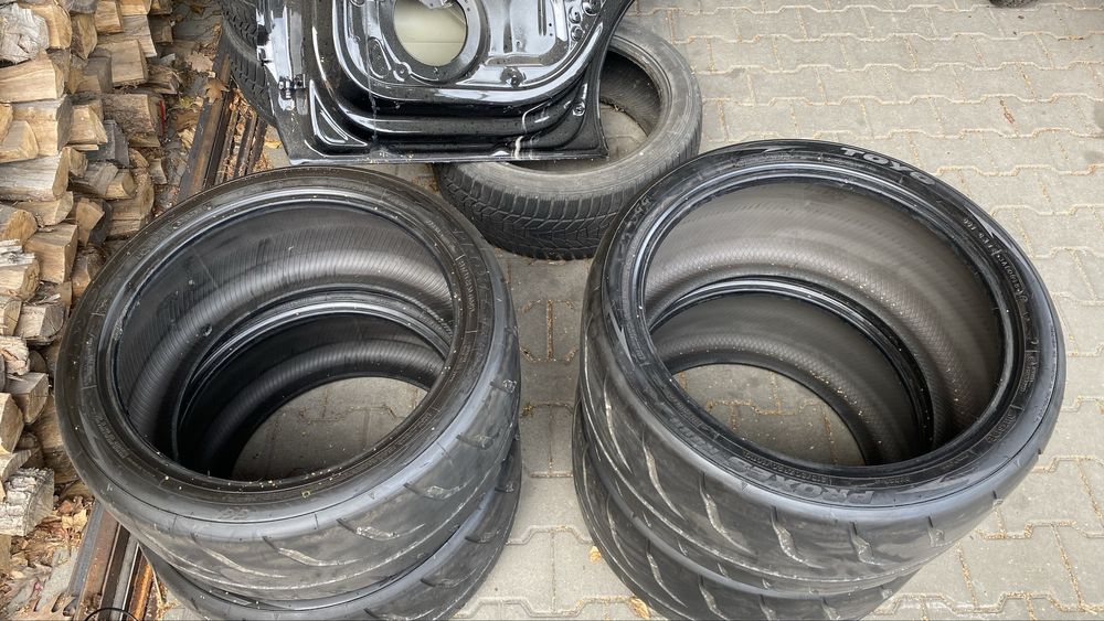 Opony TOYO PROXES R888 285/35/20 ZR