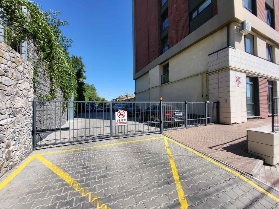 Продається Шикарна 2 кімната квартира в центрі міста.