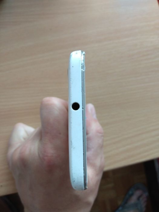 Huawei Ascend G620S-L01, uszkodzony