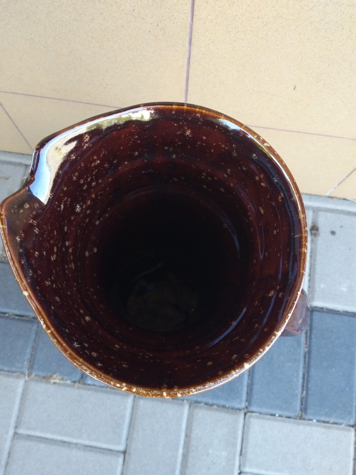 Stary brązowy wazon wysokość 50 cm