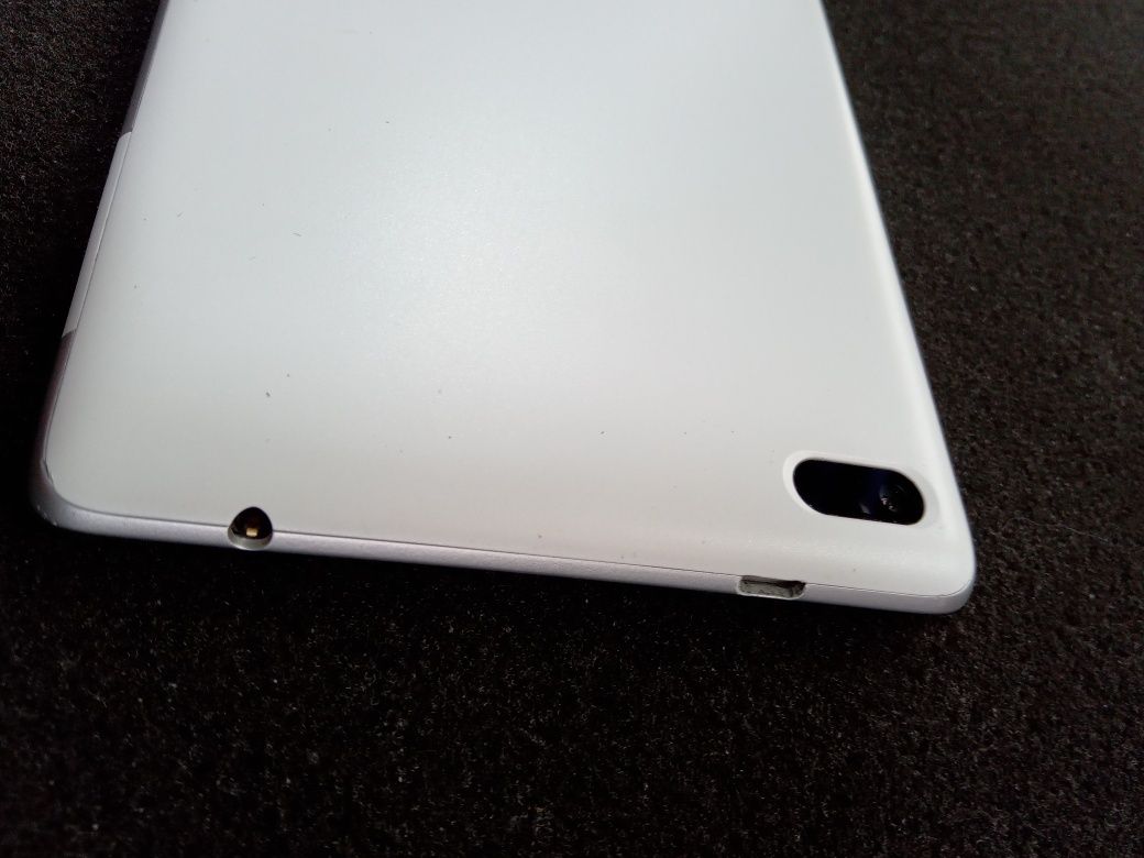 Планшет Lenovo Tab 4 7 TB-7504X LTE (16gb)