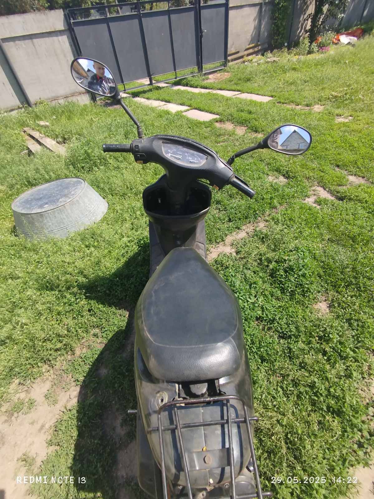 Продам мопед Хонда діо 34 в не робочому стані.