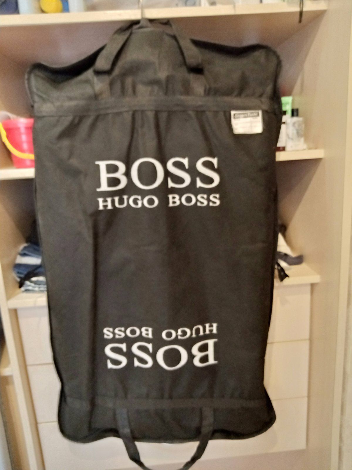 Мужской классический костюм Hugo Boss