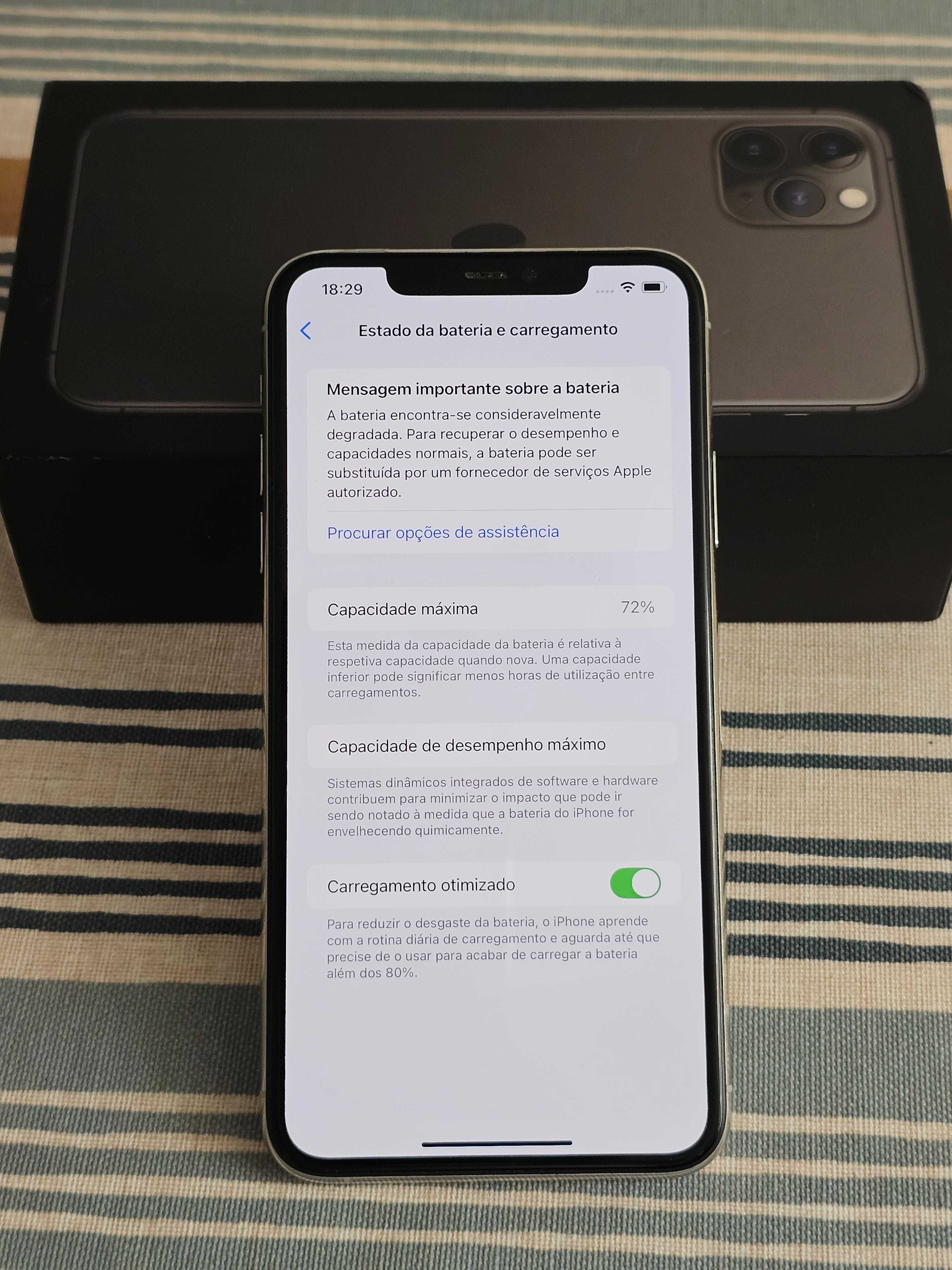 Iphone 11Pro Max 256gb .  72% Bateria. Muito bom.